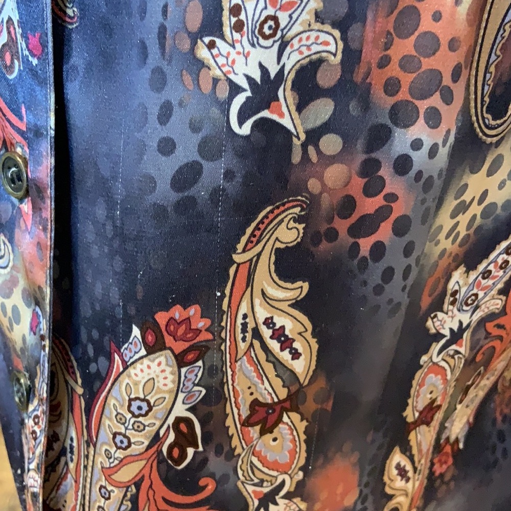 Spanner shiny fun patterned button down top - Picture 7 of 15
